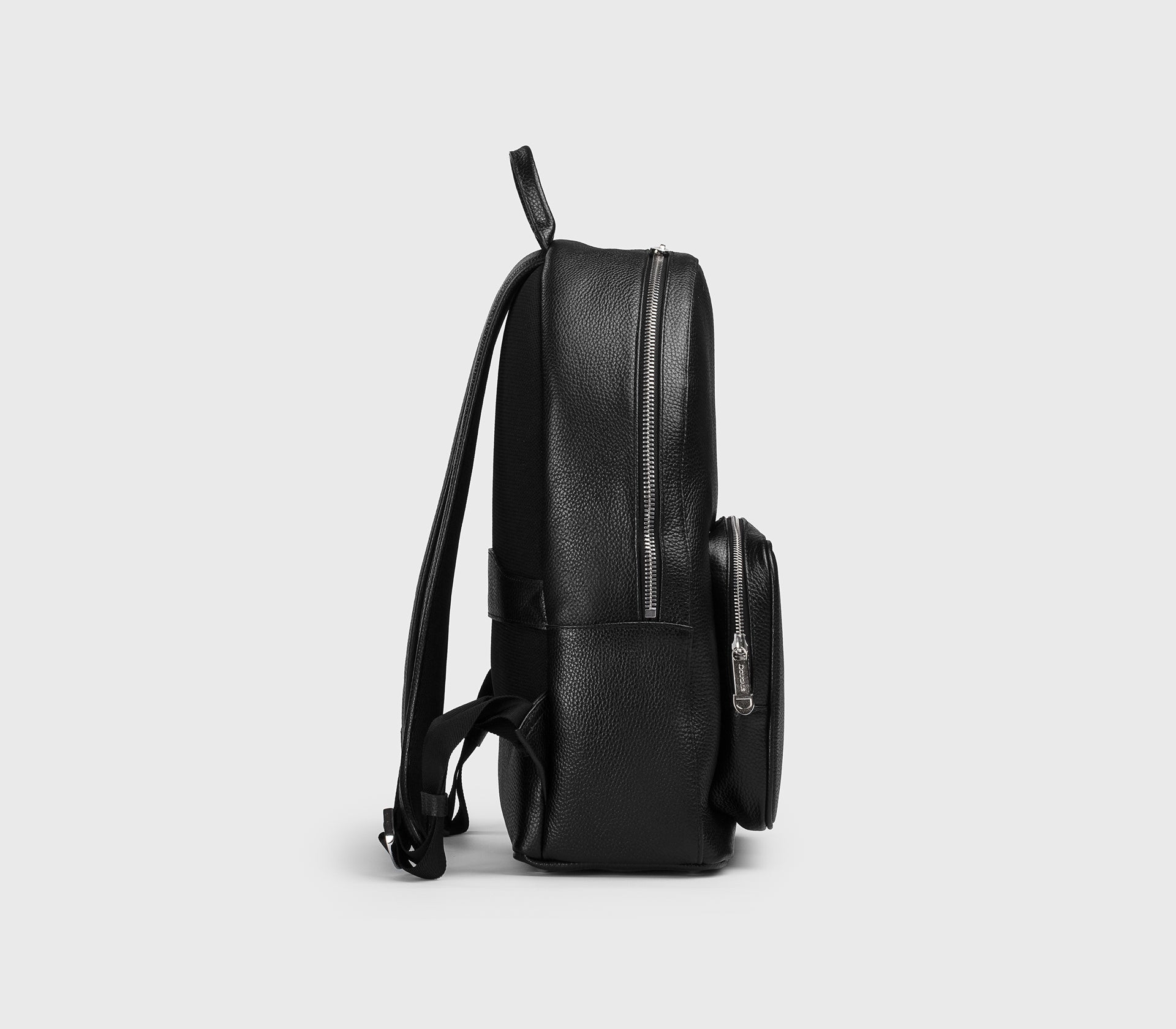 doucal-s-rucksack-walkleder-schwarz-logo-alltagsrucksack image 2