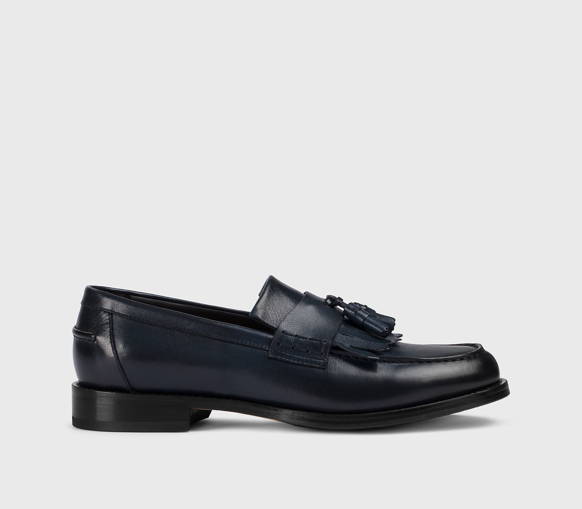 doucal-s-loafers-mokassin-saphirblau-kalbsleder-quasten image 1