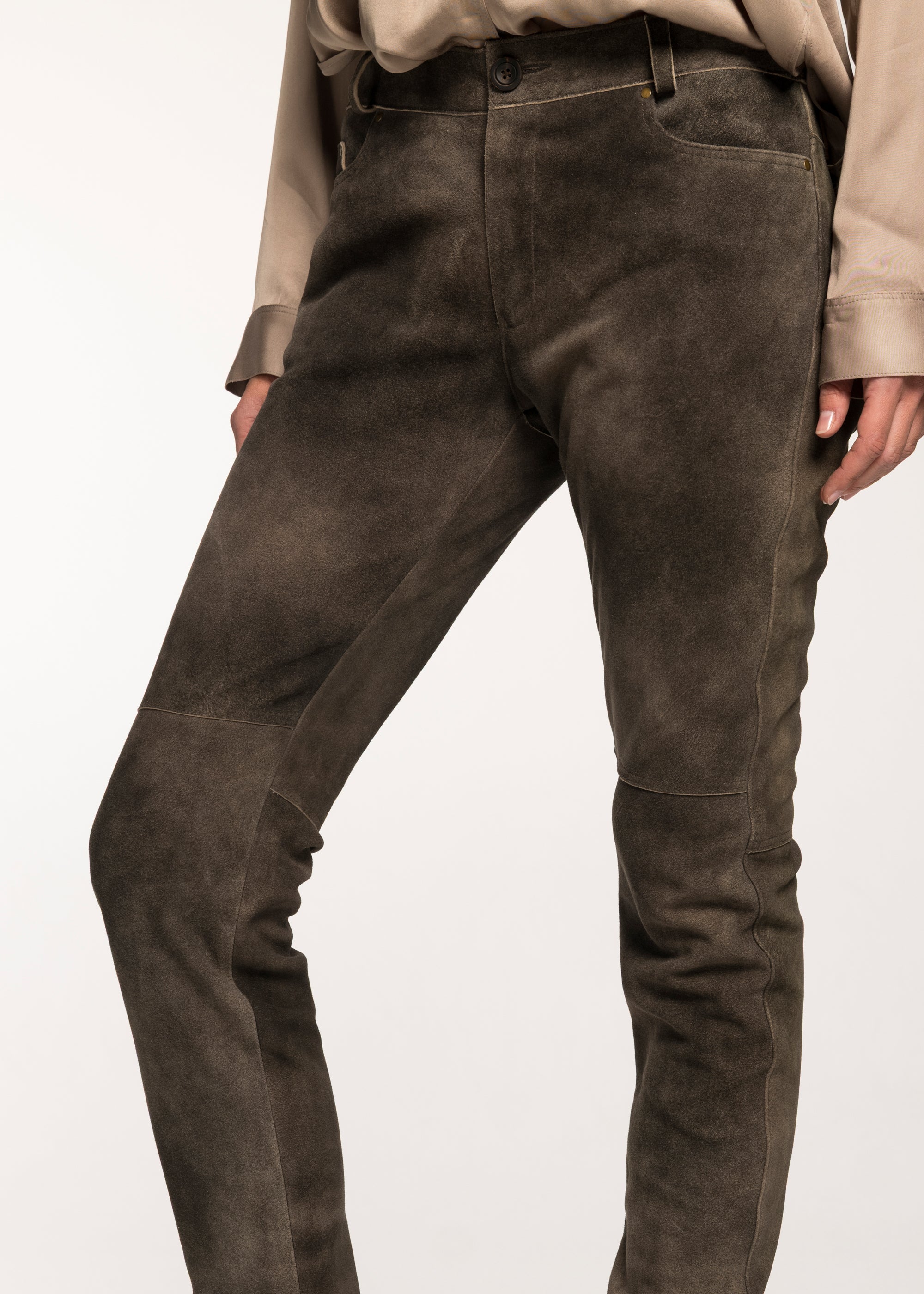 beckert-cortney-damen-lederhose-kurz-roggen-wildbock image 3