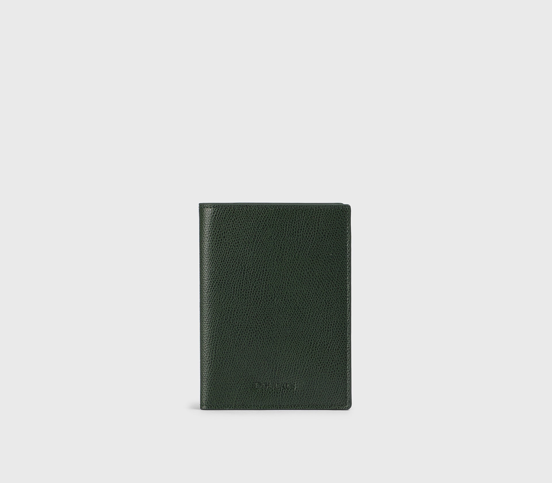 doucal-s-wallets-da0014-reisepassetui-gr-n-leder image 1