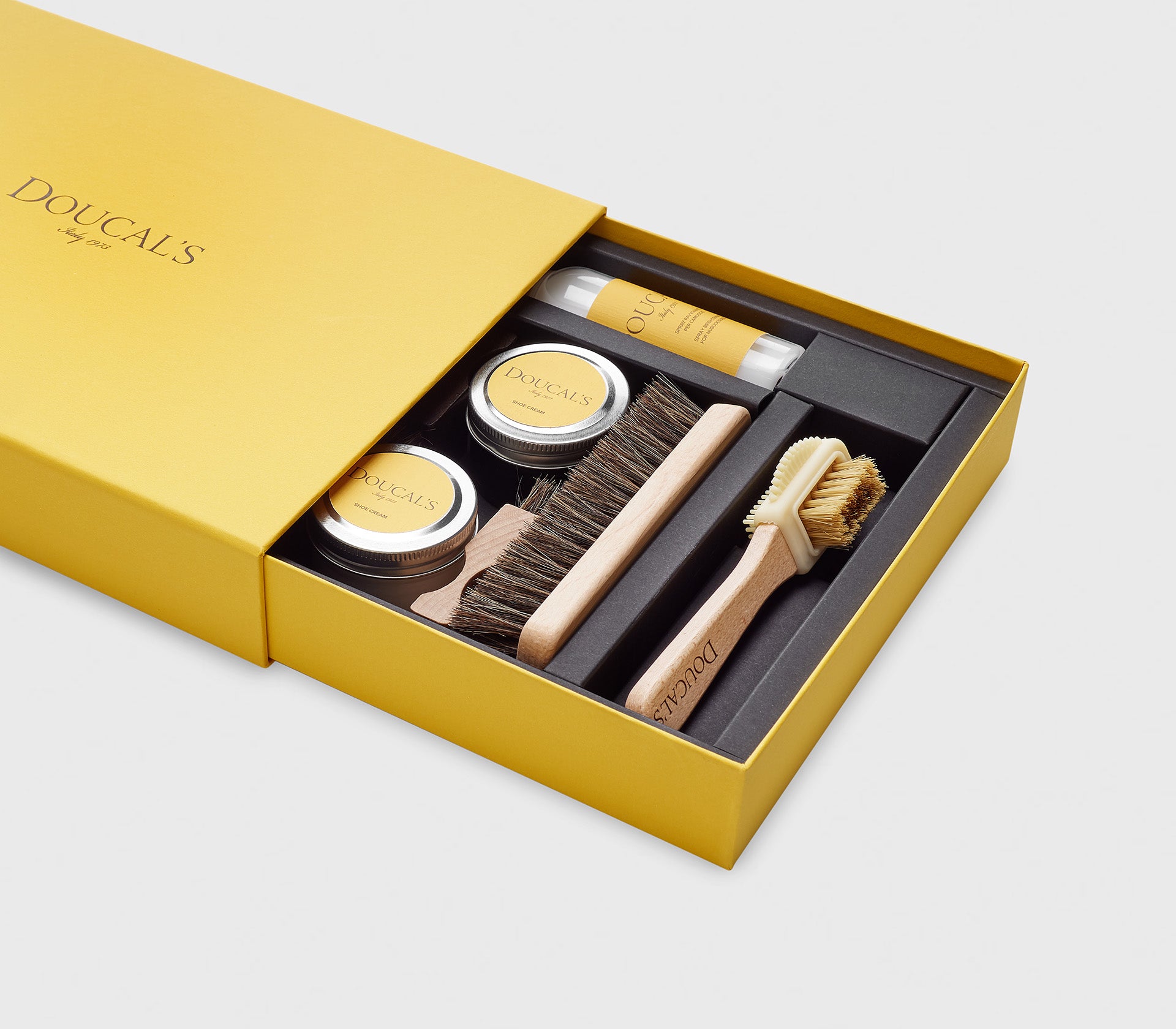 doucal-s-shoe-care-spezialboxset-schuhpflege-gelb-tu image 4