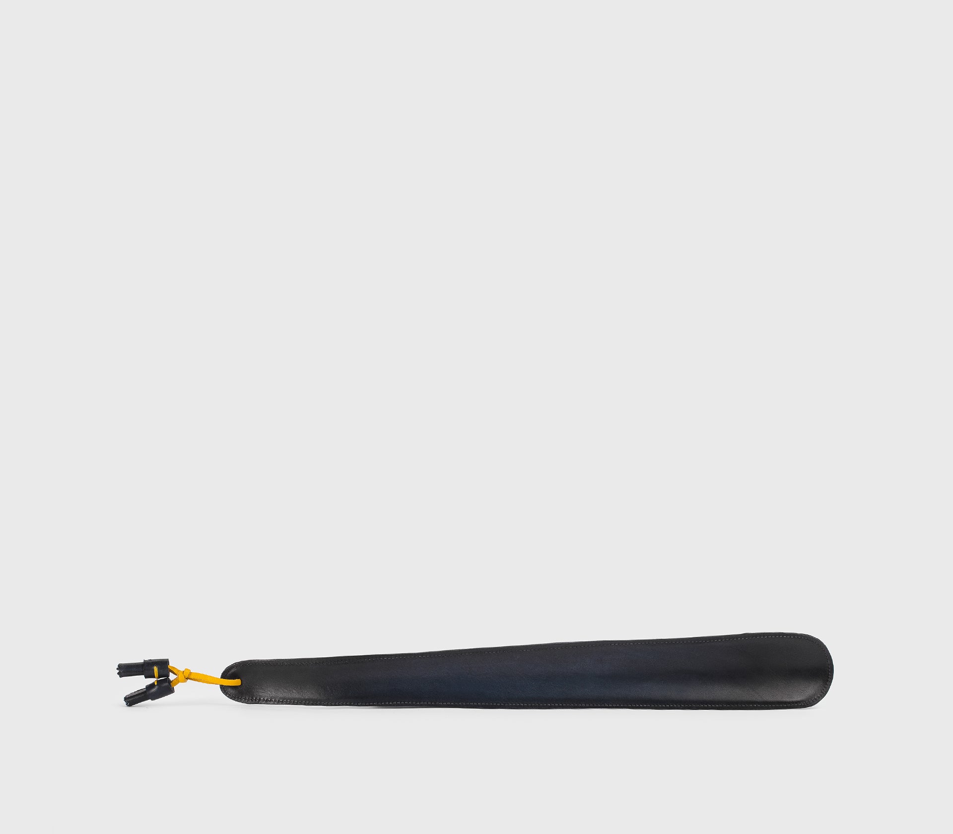 doucal-s-shoe-care-dca02-schuhanzieher-blau-leder-lang image 1