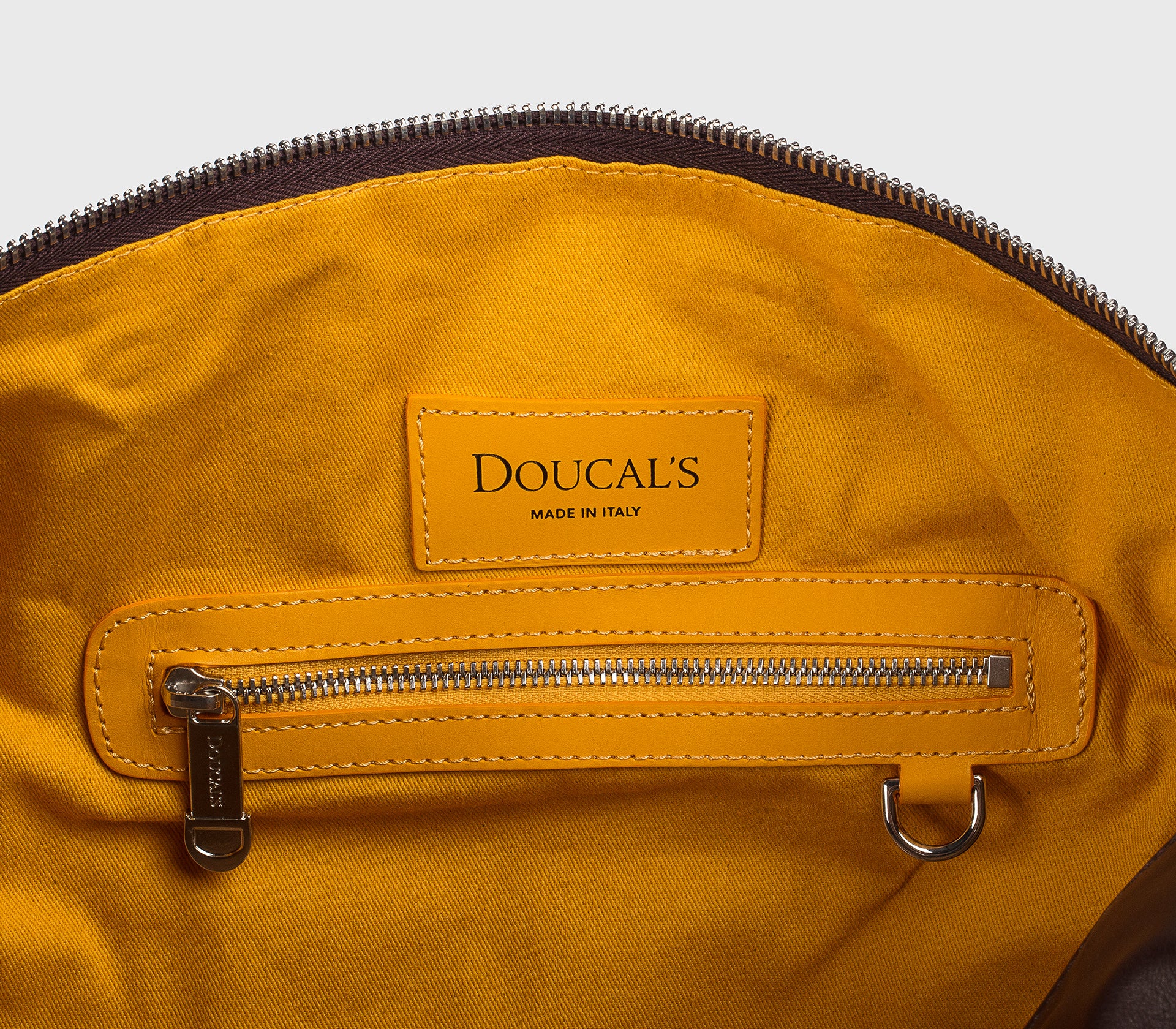 doucal-s-bags-weekender-barbera-kalbsleder-48h-tasche image 3
