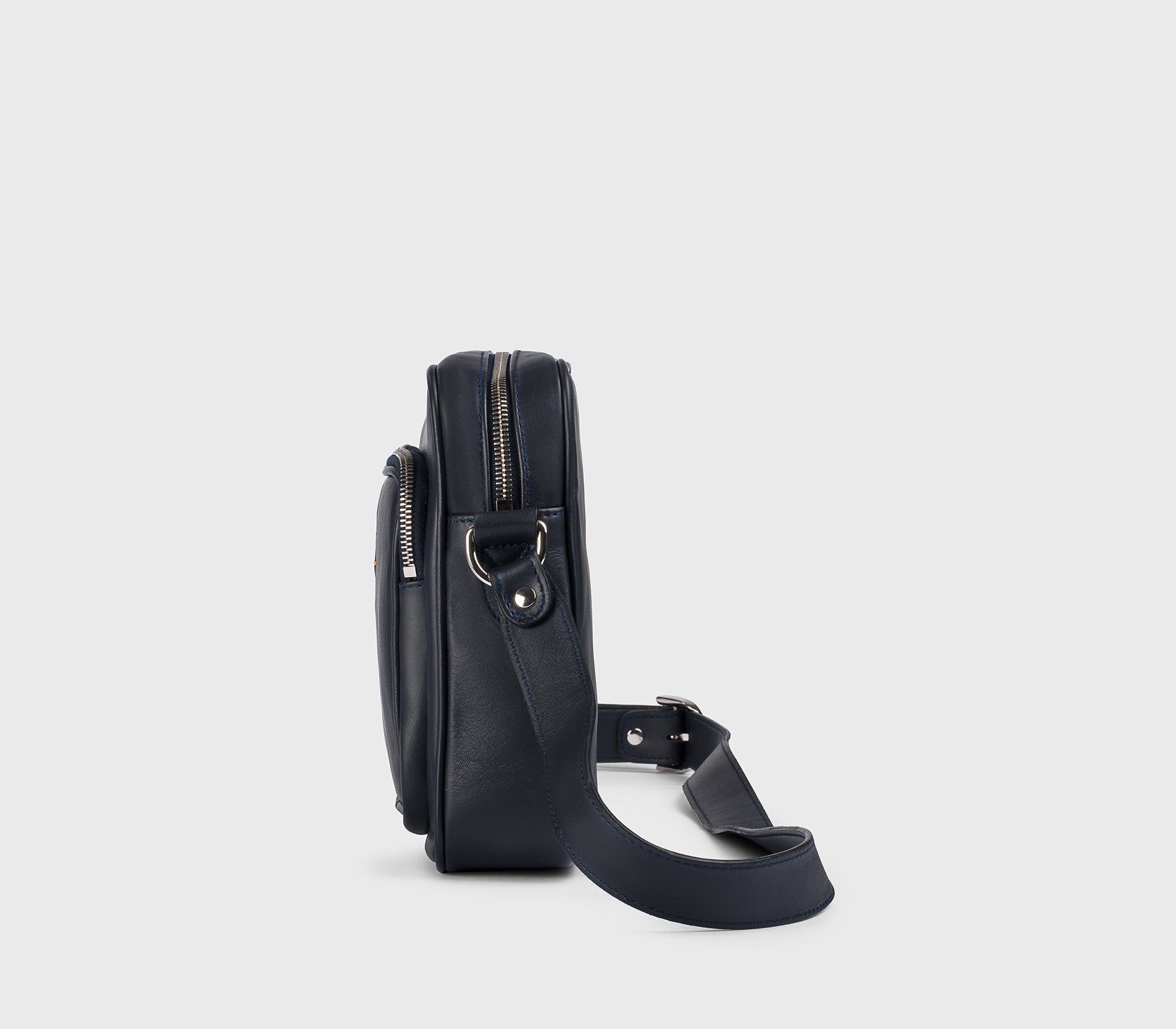 doucal-s-bags-umh-ngetasche-blau-leder-verstellbar image 2