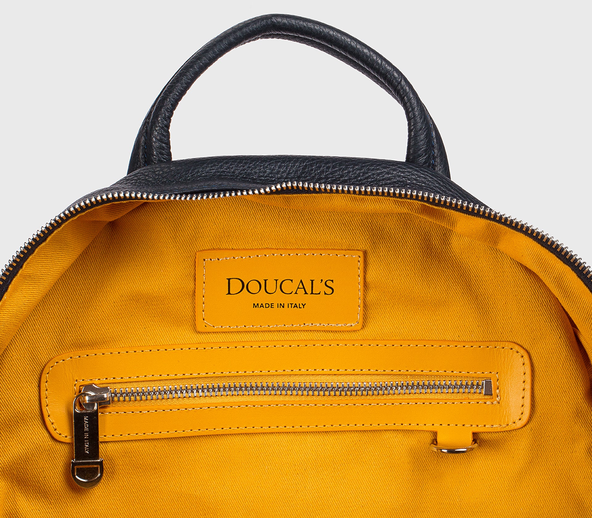 doucal-s-rucksack-herren-blau-hirschleder-mit-logofach image 3