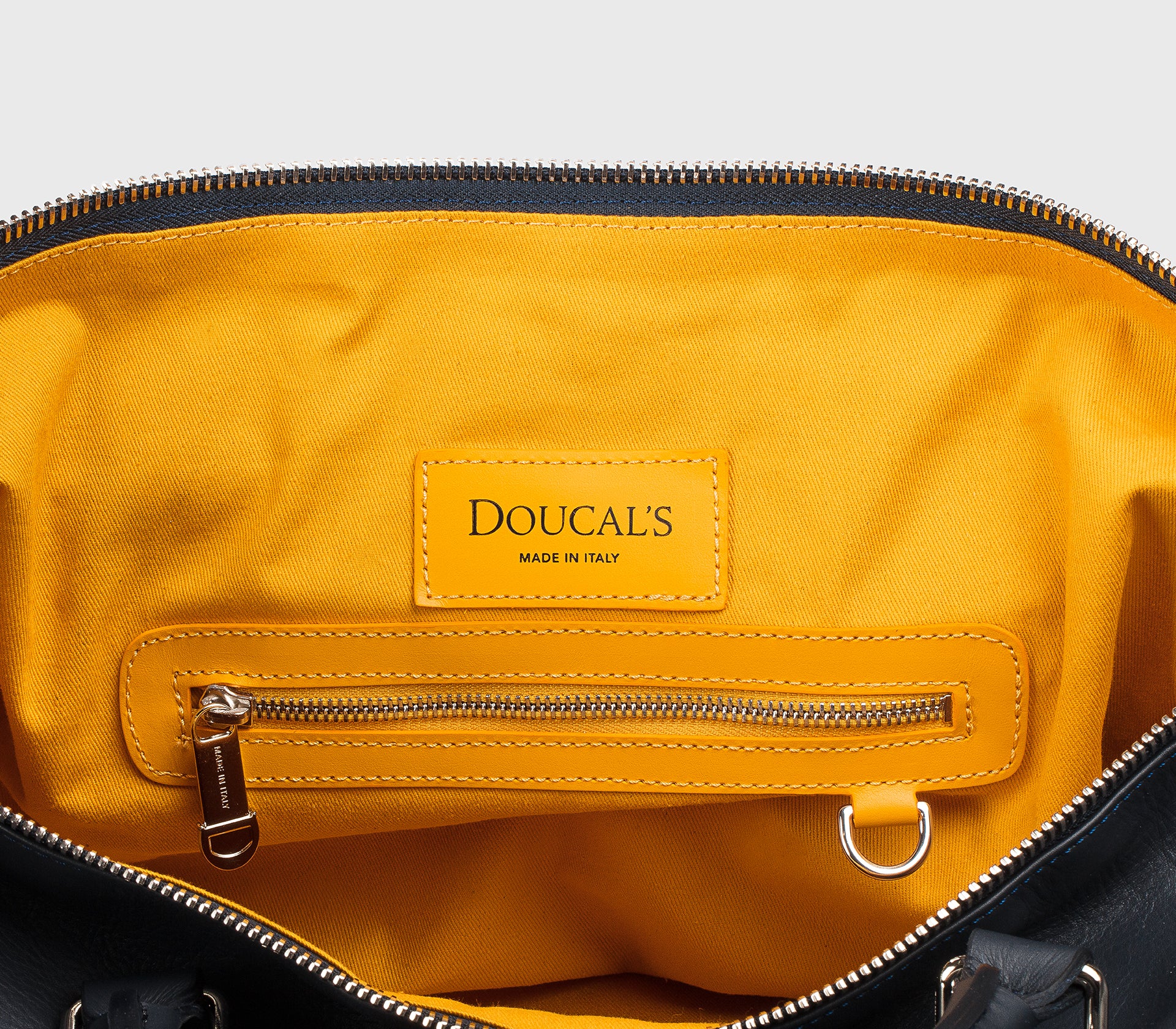 doucal-s-48h-weekender-leder-blau-reisetasche image 3