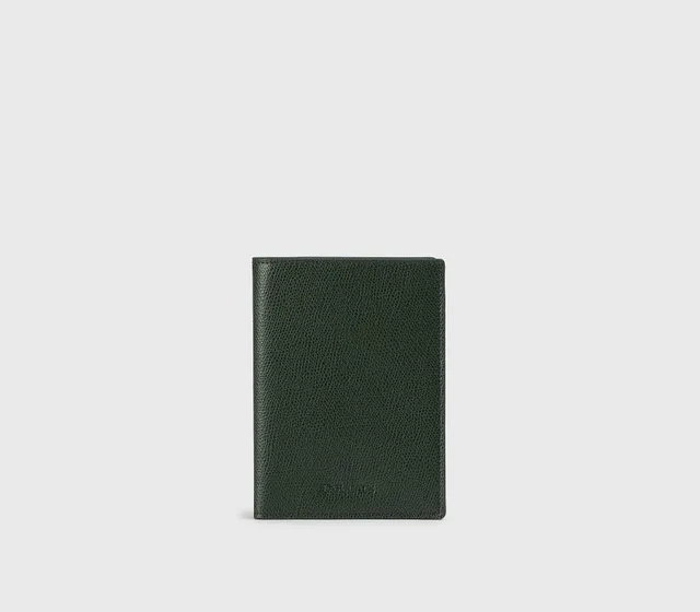 doucal-s-wallets-da0014-reisepassetui-gr-n-leder image 1